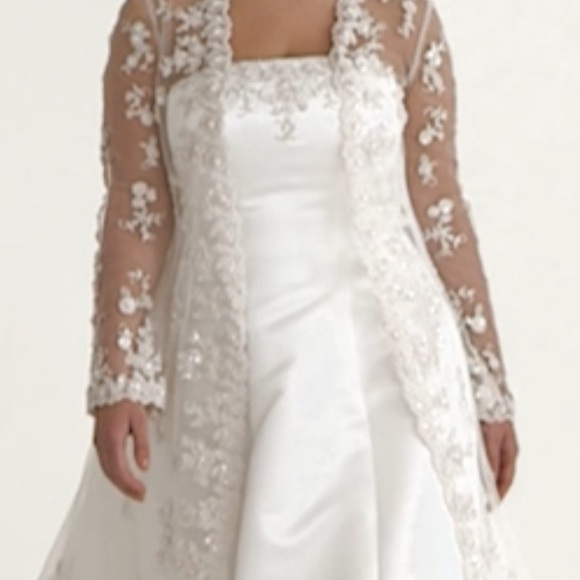 DAVID'S BRIDAL COLLECTION 14W Wedding Dress with Beaded Lace Jacket STYLE#V8835 - Picture 10 of 15